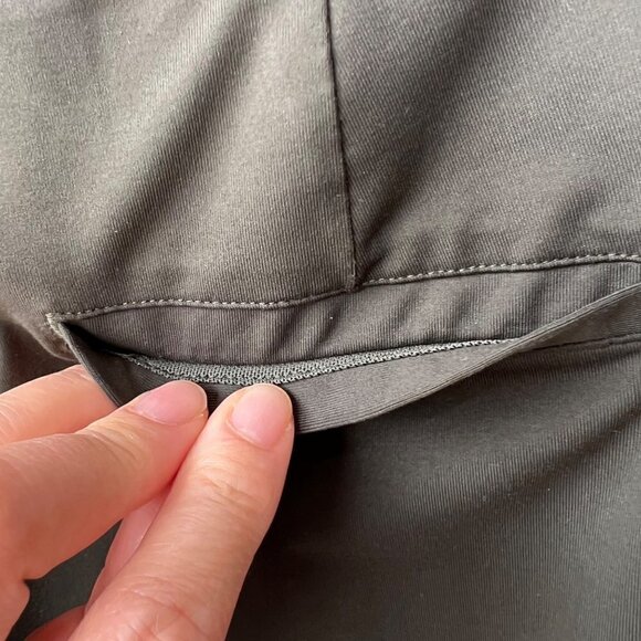 ❤️ Lululemon stretchy pants in forest green Size 6 G50 - Picture 13 of 15